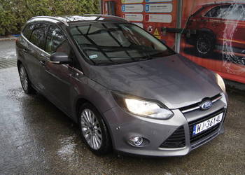 Ładny bogato wyposażony