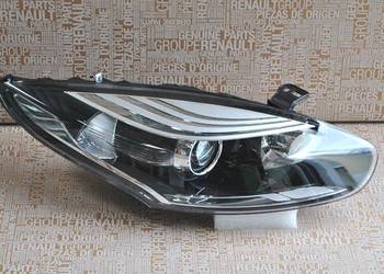 Reflektor prawy RENAULT MEGANE III - LIFT - NOWY 260100923R