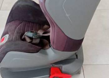 Foteliki samochodowe 2 szt 9-25kg