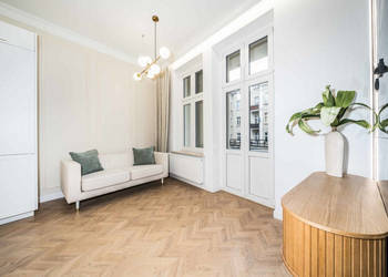 Urządzone dwa pokoje balkon kamienica Wilda
