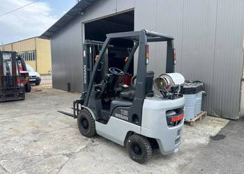 Wózek widłowy Nissan sztaplarka 1,5 tony maszt 3m