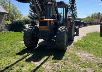 Renault 106 54 z ładowaczem czołowym Renault 106 54 z ładowaczem czołowym