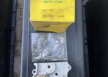 NOWA pompa wody Mazda 626 929 F-Motor od 83 r. GMB Japan FE79-15-010