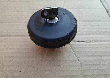 Korek baku wlewu paliwa Fiat 126p Maluch FL ST
