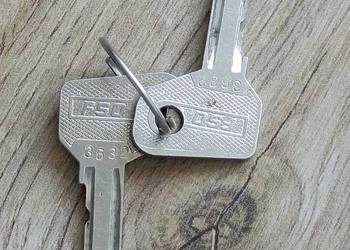 Kolekcja kluczy PRL FSO 3632 nowe oryginalne