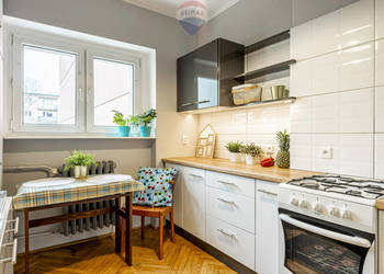 Jeżyce duża kawalerka parking osobna kuchnia