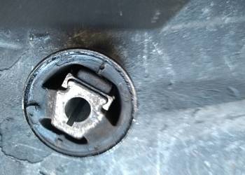 Tuleja wahacza górnego bmw x3 e83 Tuleja wahacza górnego bmw x3 e83