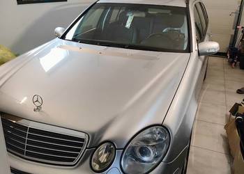 Mercedes E320 W211 (S211)