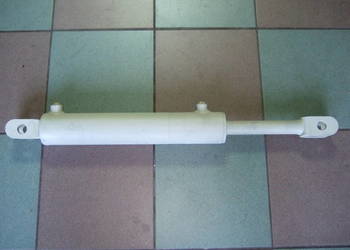 Siłownik Hydrauliczny Tłok 70x36 SKOK 320 [1011]