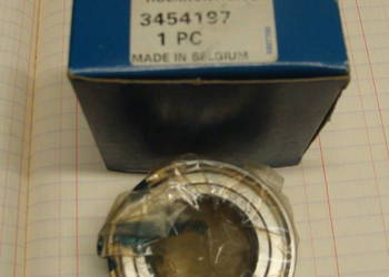 Volvo 480 , łożysko koła przód