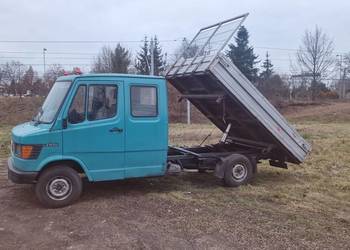 Mercedes 210d Kaczka 3 x kiper wywrotka brygadówka