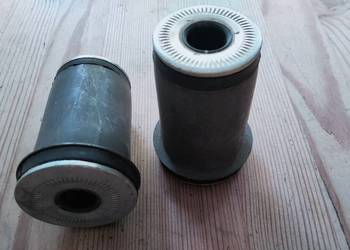 Tuleja wahacza dolnego Kia K2700 K2500