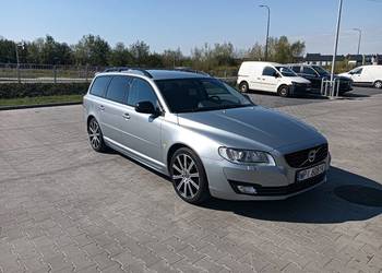Volvo V70 momentum