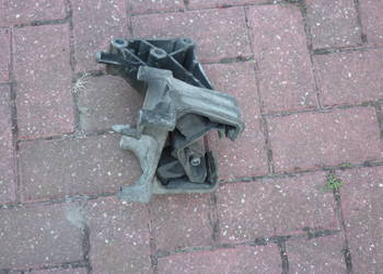 Łapa poduszka skrzyni 90497583 Opel Vectra B 1.6 16V