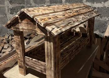 Piękna ozdoba do ogrodu na kwiaty bądź karmnik