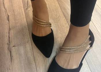 (42/43) Czarne, bogato zdobione baleriny wieczorowe, Nowe