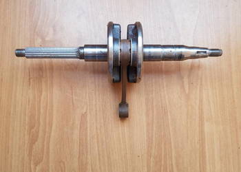Oryginalny wal korbowy minarelli 111 yamaha aerox sr neos jog