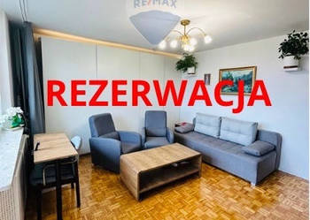 3 pokoje z widokiem na zachodzące słońce