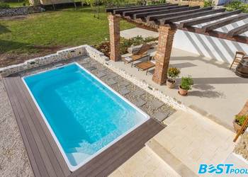 Poliestrowy basen marki BESTPOOLS TUNIS 6.5x3.2x1.55m