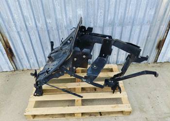 CLAAS AXION 810-850 C-MATIC A09 2013r RAMA OBUDOWA SILNIKA MASKI 0010988809