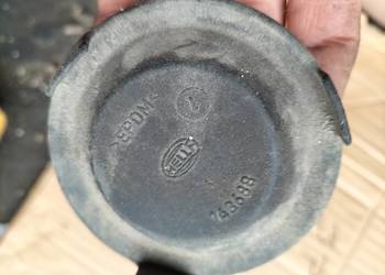 DEKIELEK LAMPY OSŁONA ŻARÓWEK HELLA 743688 DEKIELEK LAMPY OSŁONA ŻARÓWEK HELLA 743688