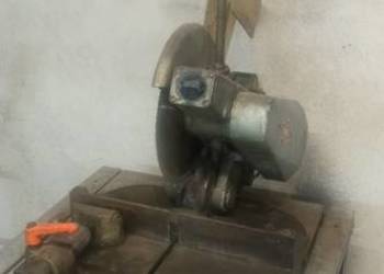 Przecinarka tarczowa do metalu.