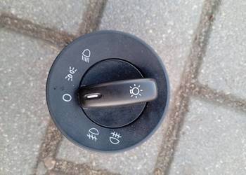 Włącznik świateł Skoda Octavia 2 lifting