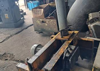 Podnośnik kanałowy 5t