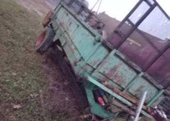 Sprzedam rozrzutnik obornika 4 tony