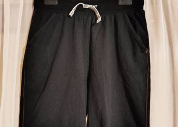 Krótkie Czarne Spodenki na W-F Chłopięce Sportowe Bawełna F&F 158