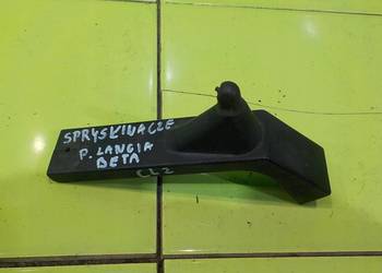 LANCIA BETA 2.0 B 83r COUPE 2D spryskiwacz szyby prawy