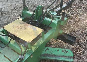 Sprzedam równiarkę drogowo leśną