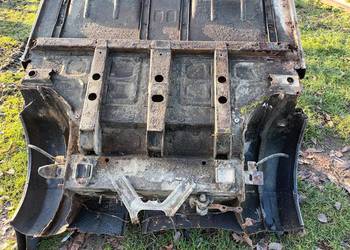 Karoseria fiat 126p  podloga dach  podluznica elementy blacharskie