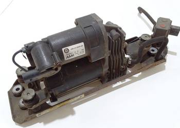 KOMPRESOR ZAWIESZENIA NIVO BMW E61 6785505 (4642463)
