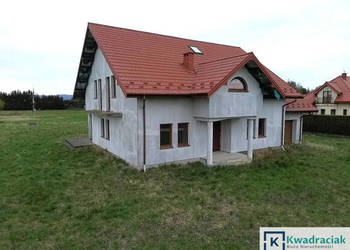 Oferta sprzedaży domu wolnostojącego 258m2 Moderówka