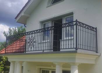 Balustrady balkonowe ozdobne
