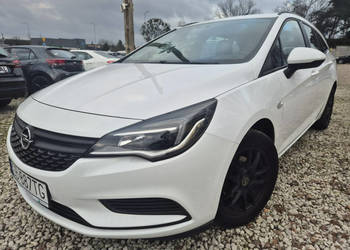 Opel Astra Super stan* Koła zimowe* Bezwypadek* Zarejestrowana K (2015-202…