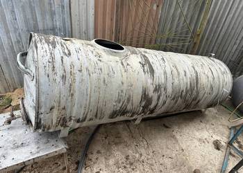 Beczka na wodę 600 litrów z zaworem spustowym