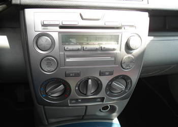 pokrętło nawiewu mazda 2dy