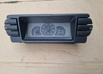 Licznik prędkościomierz zegar Fiat 126p Maluch Elegant