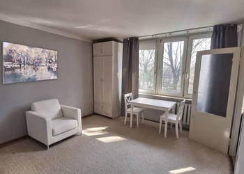 do wynajęcia kawalerka na saskiej kępie 27 m2