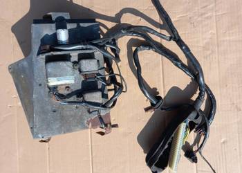 Mercedes W108 W109 V8 regulator napięcia przekaznik