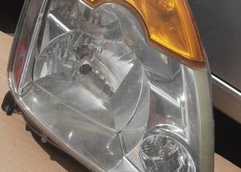 lampa prawa przednia Renault Modus 8200540239