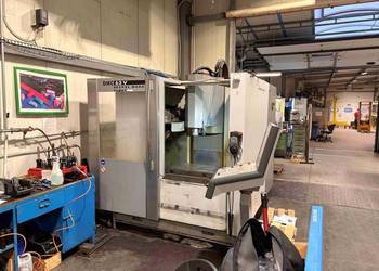 Centrum obróbcze CNC DECKEL MAHO DMC 63 V