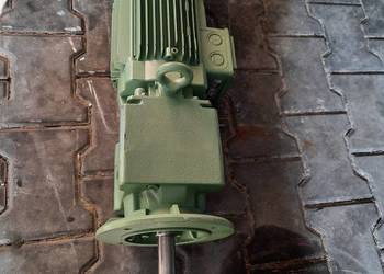 Motoreduktor Bauer BG2-047 1,5kw 123obr