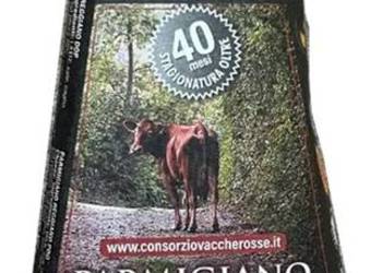 Parmigiano Reggiano - 40 miesięcy dojrzewania - 250 g x 3 ok 750 g