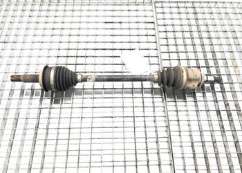 PÓŁOŚ LEWY PRZÓD TOYOTA YARIS III 1.0 69KM PRZEGUB