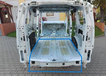 Ford Tourneo Connect III MK3 PAS TYLNY PODŁOGA BAGAŻNIKA