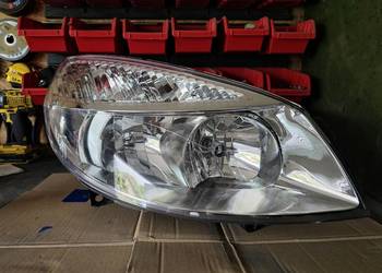 Lampa przednia prawa Renault Scenic II
