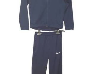 Dres dziecięcy NIKE ( S - 128 - 137 cm )